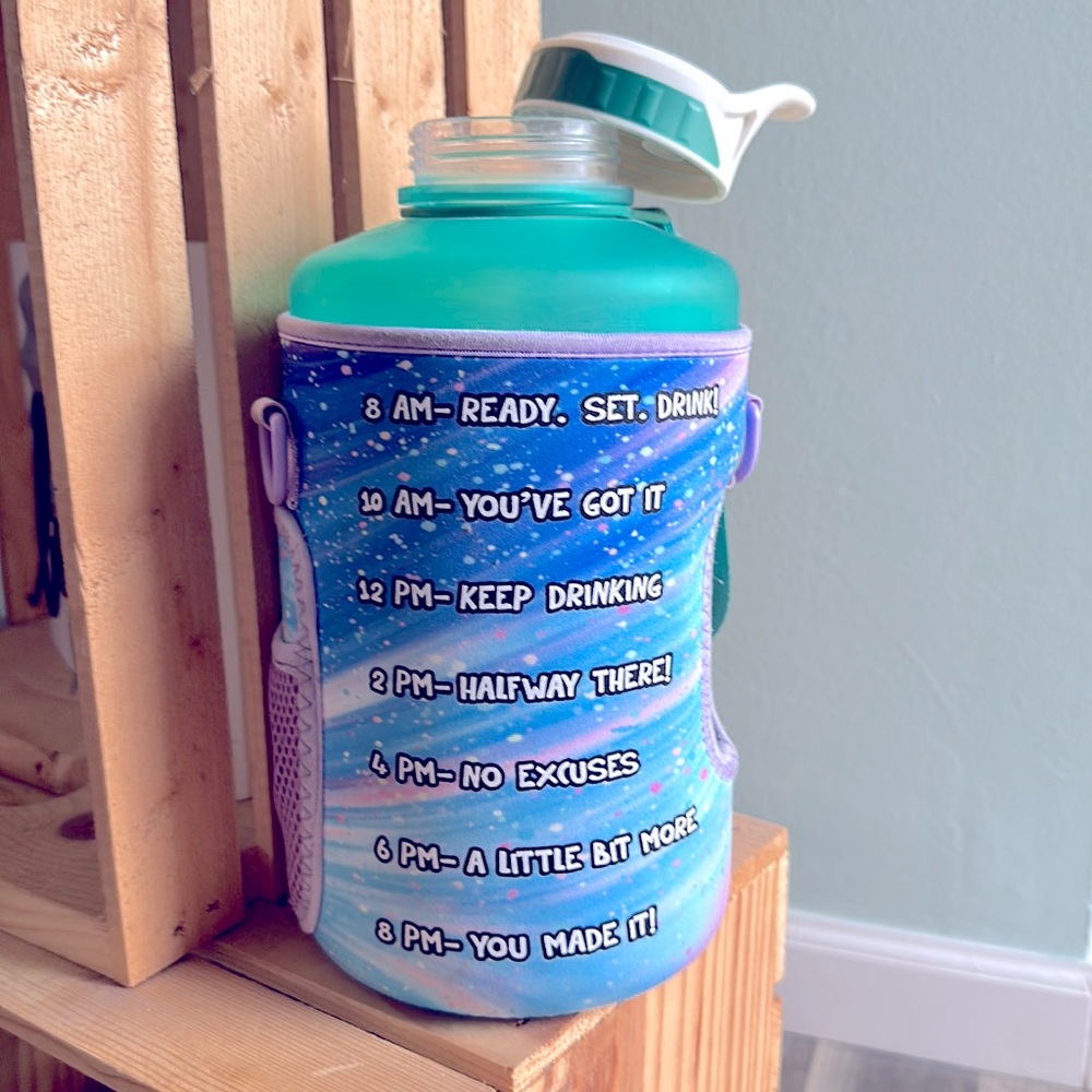 Hydromate gallon water jug